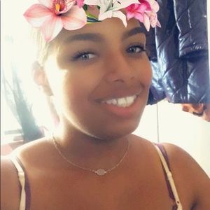 Meet your Posher, Karama